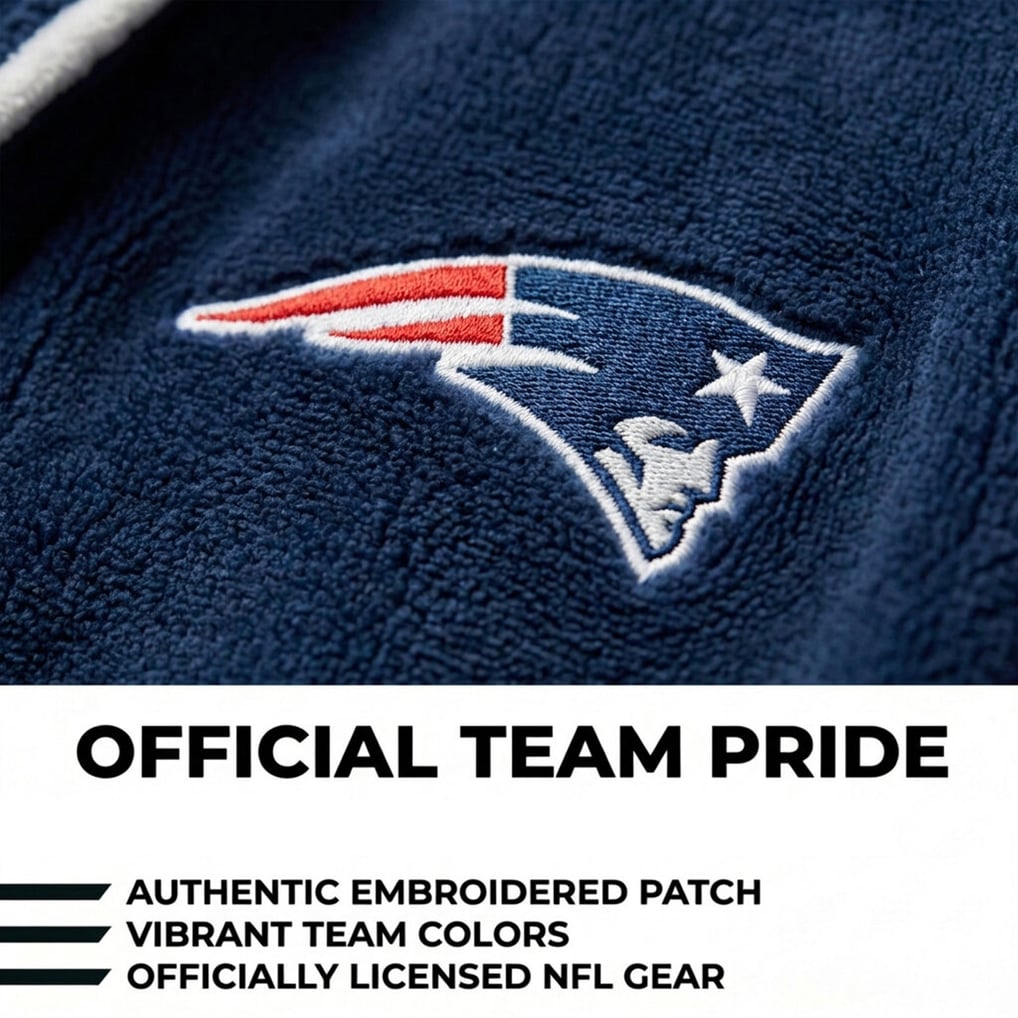 Unisex Pegasus Navy New England Patriots Logo Patch Ultra Cozy Robe