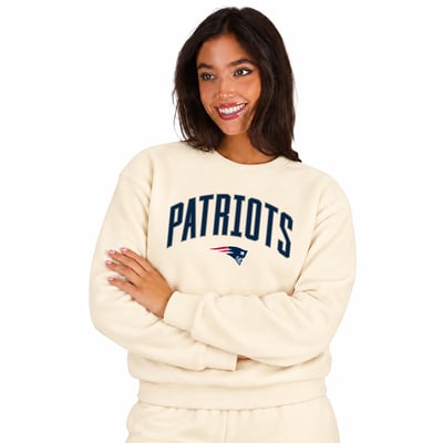  New England Patriots Fanatics Women's Plus Size Hoodie & Pants Lounge Set - Cream