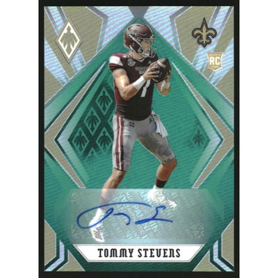 2020 Panini Phoenix Rookie Autographs Green #188 Tommy Stevens