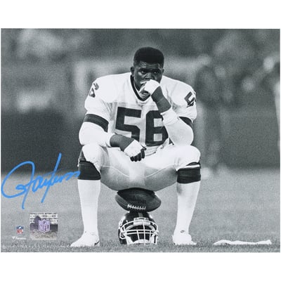 Lawrence Taylor New York Giants Autographed Fanatics Authentic 8" x 10" Sitting on Helmet Photograph
