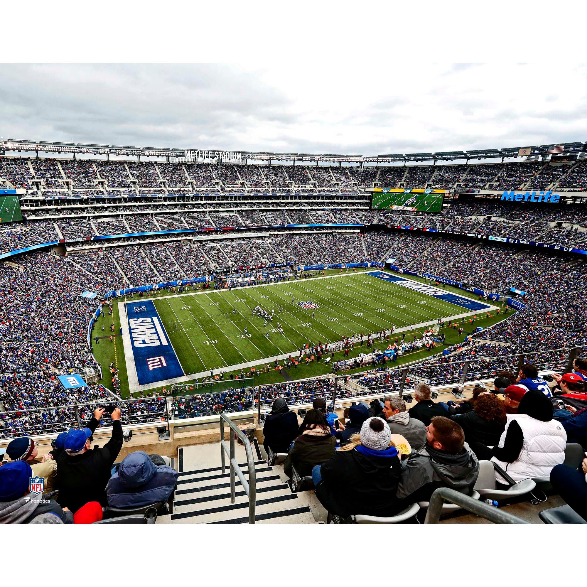 Metlife Standee Metlife