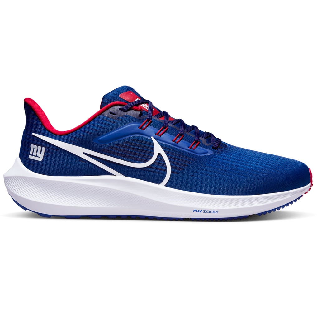 Like New. Rare, team issue,Royal, BYU, Nike Pegasus 39. Size 12.5 Men main image 3