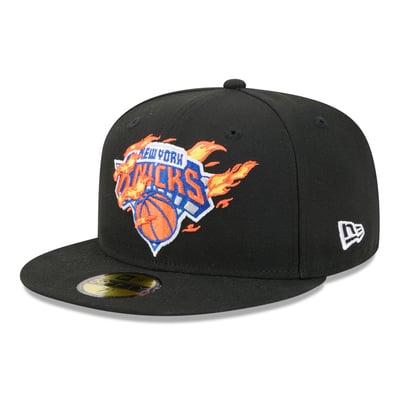 New York Knicks New Era Flames 59FIFTY Fitted Hat - Black