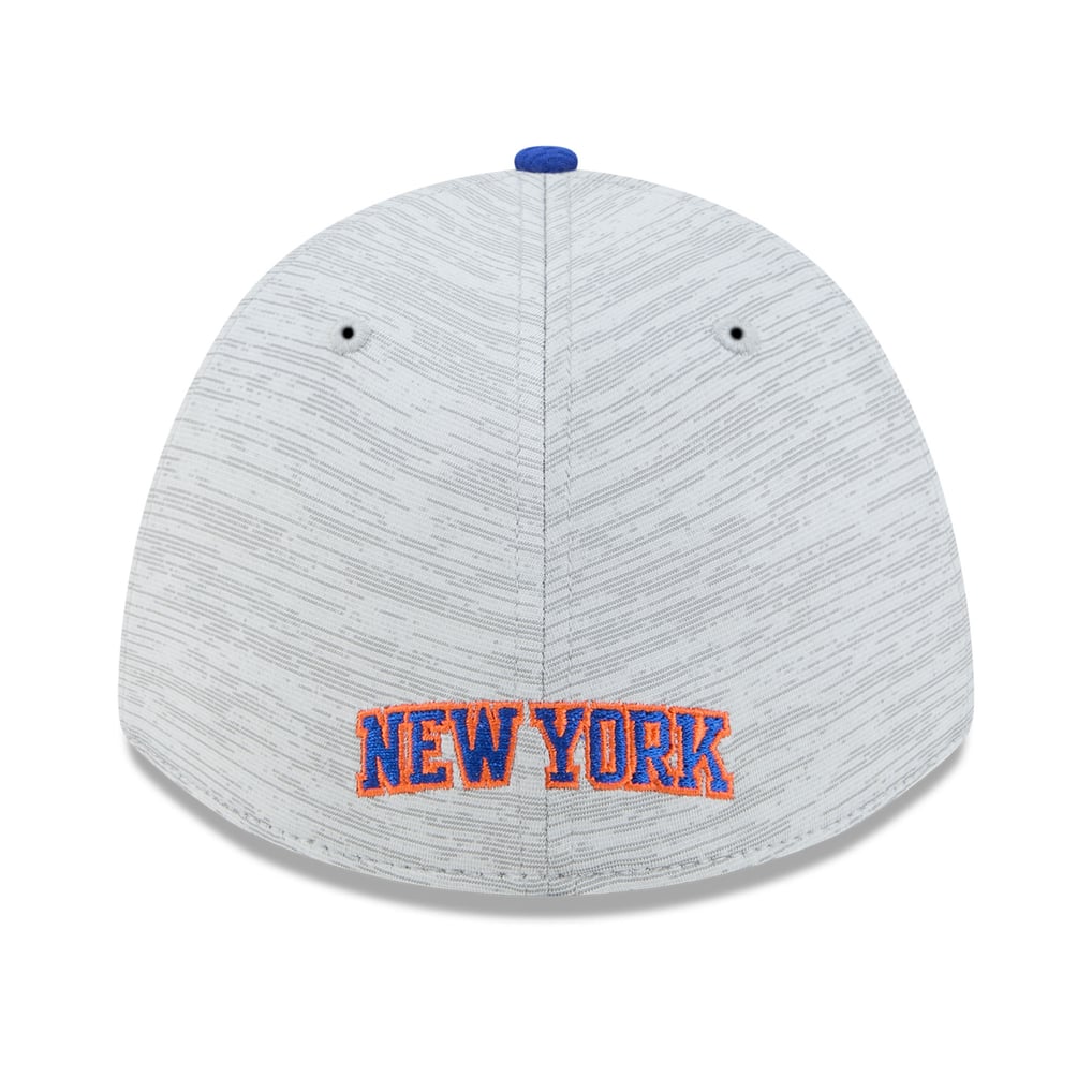 Crown Frame Design Men's New York Knicks New Era Gray 39THIRTY M-Crown A-Frame Tech ...