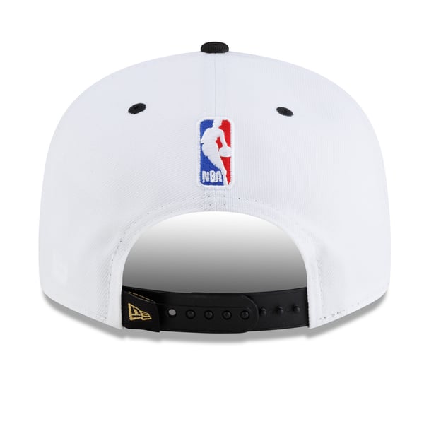 Men's New York Knicks New Era White/black 2026 Nba Finals Champions Locker Room 9fifty Snapback Hat, image 5 of 6