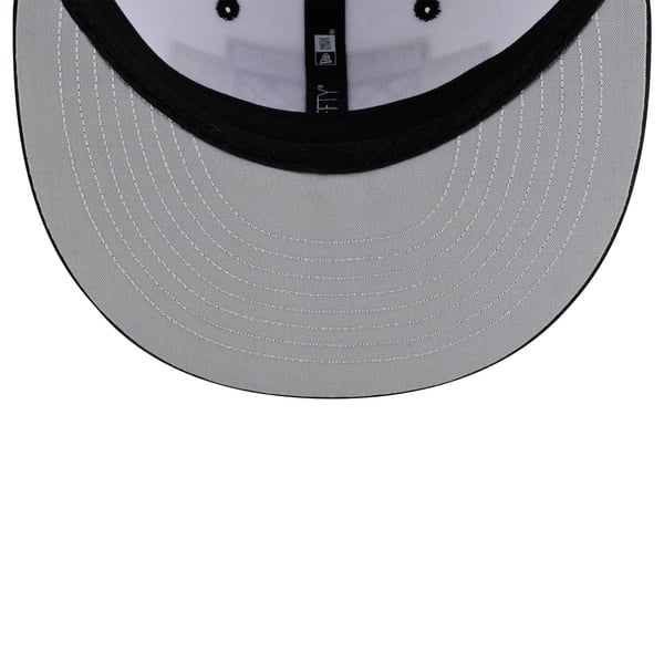 Men's New York Knicks New Era White/black 2026 Nba Finals Champions Locker Room 9fifty Snapback Hat, image 6 of 6