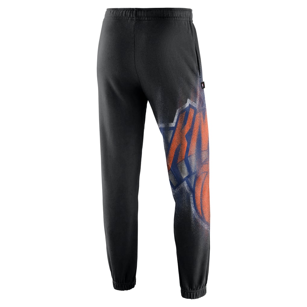 Men's New York Knicks Nike Black 2026 Standard Issue Practice Icon ...