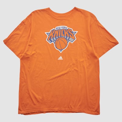 New York Knicks Adidas 2010s T-shirt - Orange - M by Fanatics Real Vintage