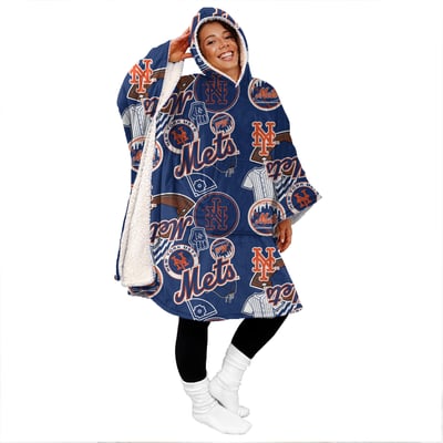 New York Mets Pegasus Mashup 50" x 70" Bloncho Sherpa Fan Cape
