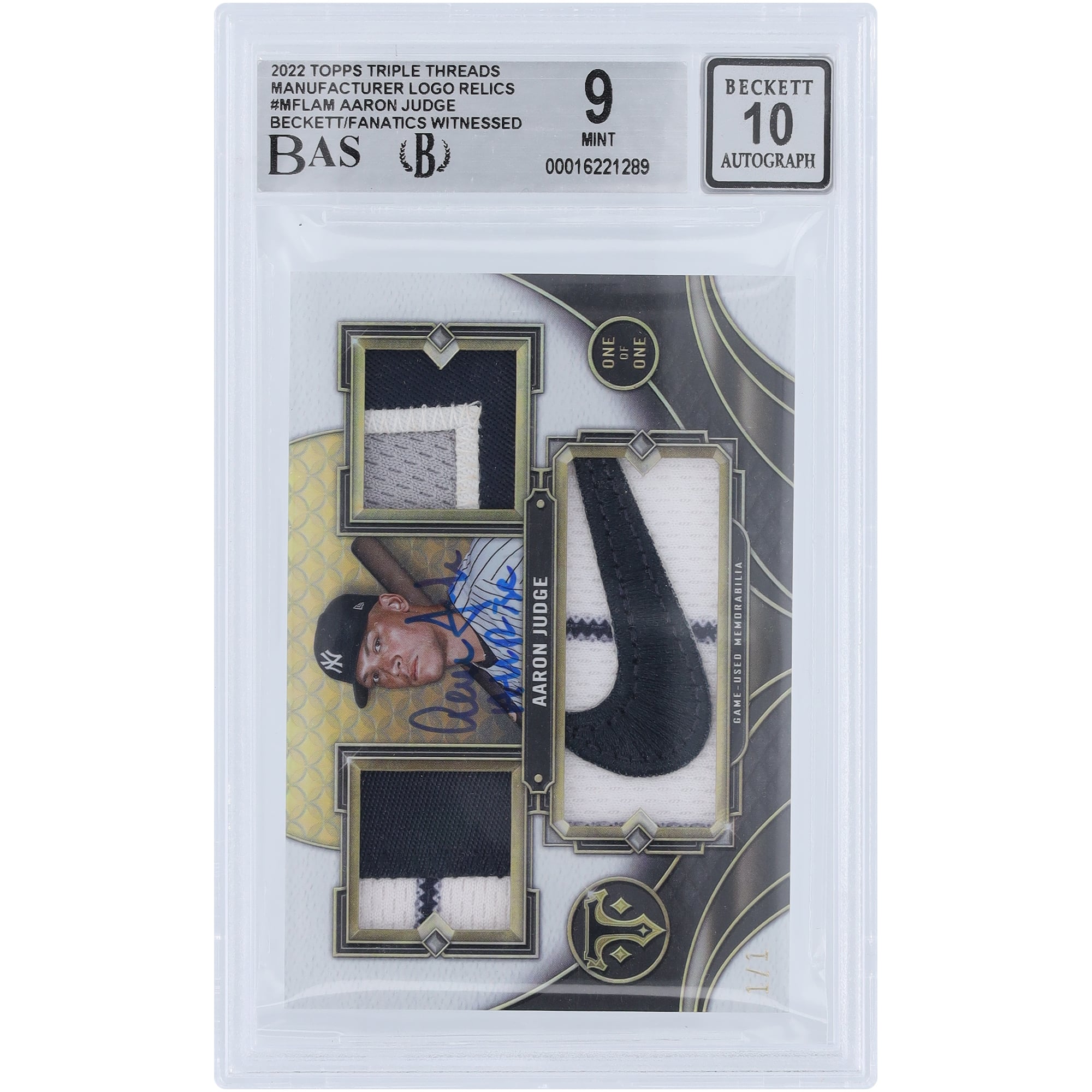Aaron Judge New York Yankees Autographed 2022 Topps Triple Threads 