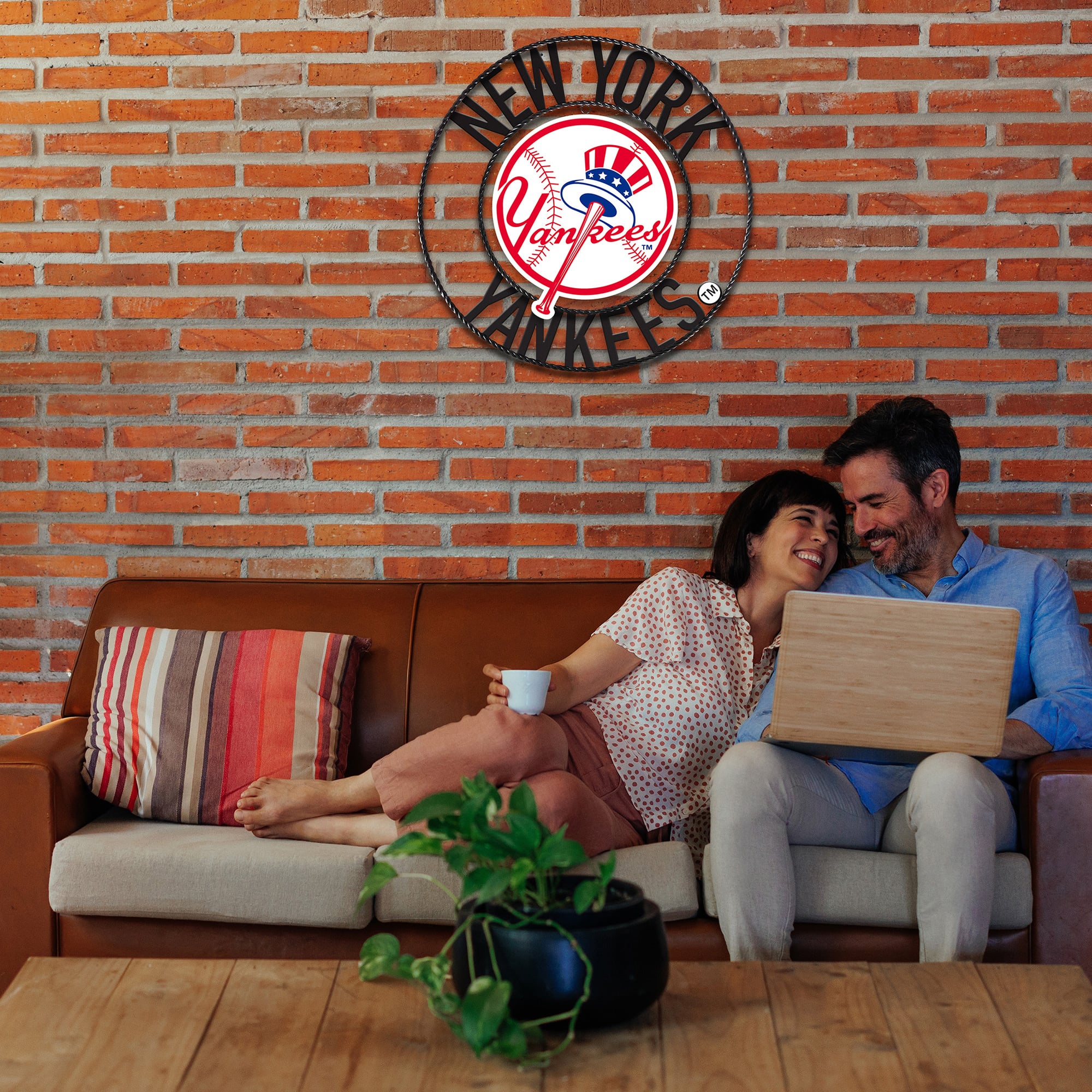 New York Yankees Imperial 24'' Wrought Iron Wall Art