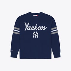Shirts & Sweaters