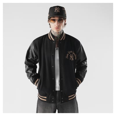  New York Yankees New Era Heritage Gothic Lettering Varsity Jacket - Black