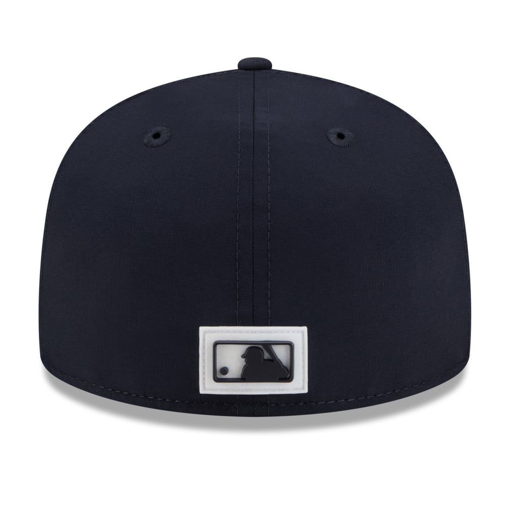 Learning Chart Size New Era New York Yankees Navy 2026 Clubhouse 59FIFTY Fitted Hat