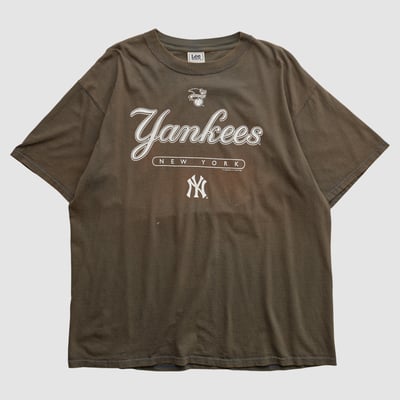 New York Yankees Lee Apparel 2000s T-shirt - Brown - 2XL by Fanatics Real Vintage