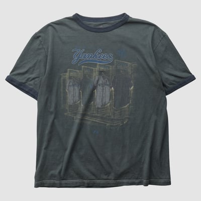 New York Yankees Majestic 2000s T-shirt - Charcoal - L by Fanatics Real Vintage