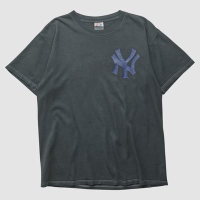 New York Yankees Majestic 2000s T-shirt - Charcoal - M by Fanatics Real Vintage