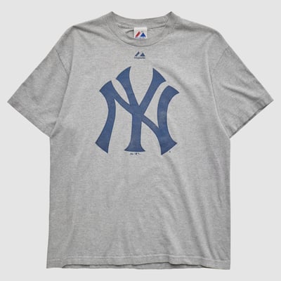 New York Yankees Majestic 2011 T-shirt - Heather Gray - M by Fanatics Real Vintage