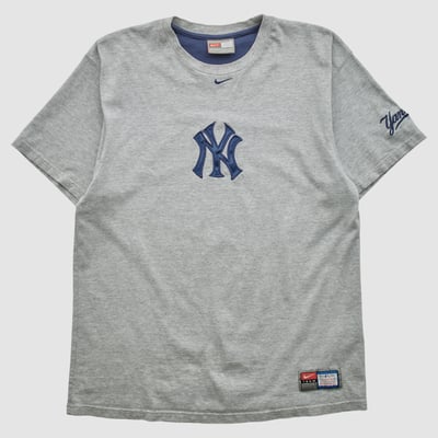 New York Yankees Nike 2000s T-shirt - Heather Gray - L by Fanatics Real Vintage