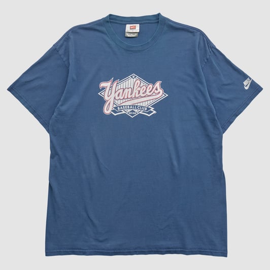 New York Yankees Nike 2000s T-shirt - Navy - XL by Fanatics Real Vintage