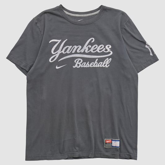 New York Yankees Nike 2010s T-shirt - Charcoal - S by Fanatics Real Vintage