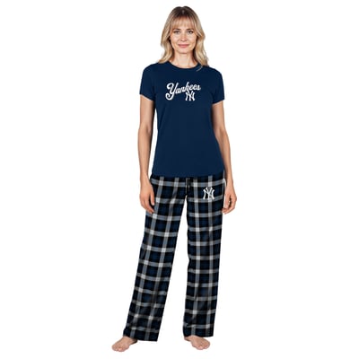  New York Yankees Concepts Sport Women's Highland Sleep Set - Navy
