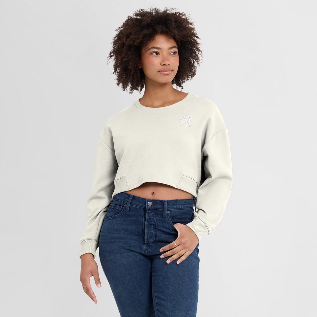 New York Yankees Fanatics Women's Studio Cropped Pullover Sweatshirt - Cream