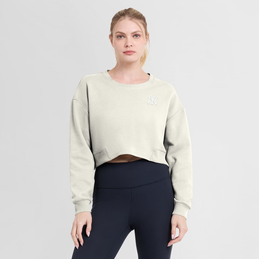 New York Yankees Fanatics Women's Studio Cropped Pullover Sweatshirt - Cream