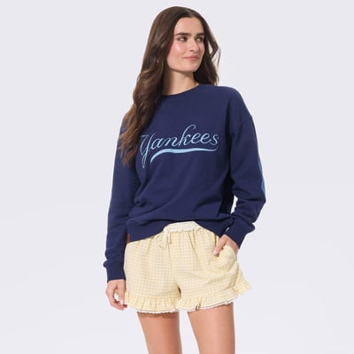  New York Yankees Terez Women's Denim Patch Crewneck Sweatshirt - Navy