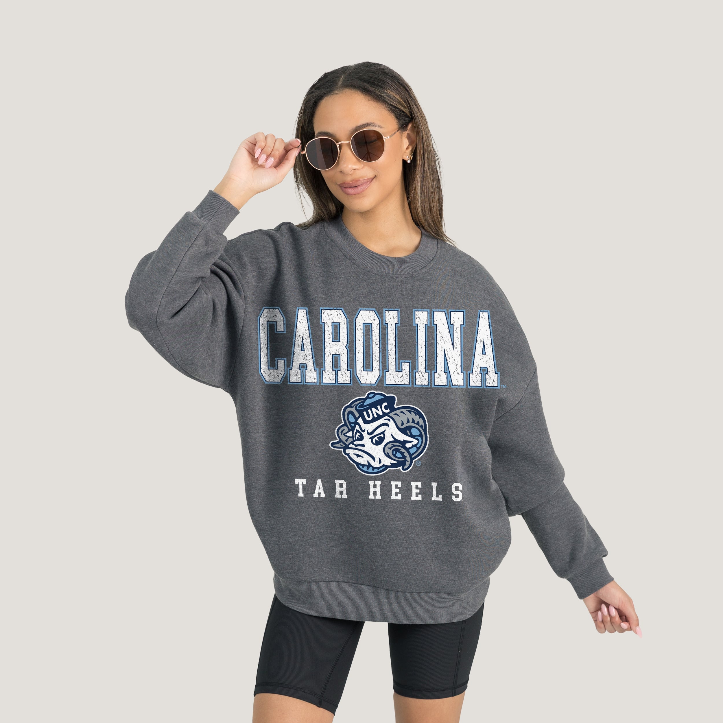 North Carolina Tar Heels Gameday Couture Women's Oversized Distressed Fleece Pullover Sweatshirt - Heather Charcoal