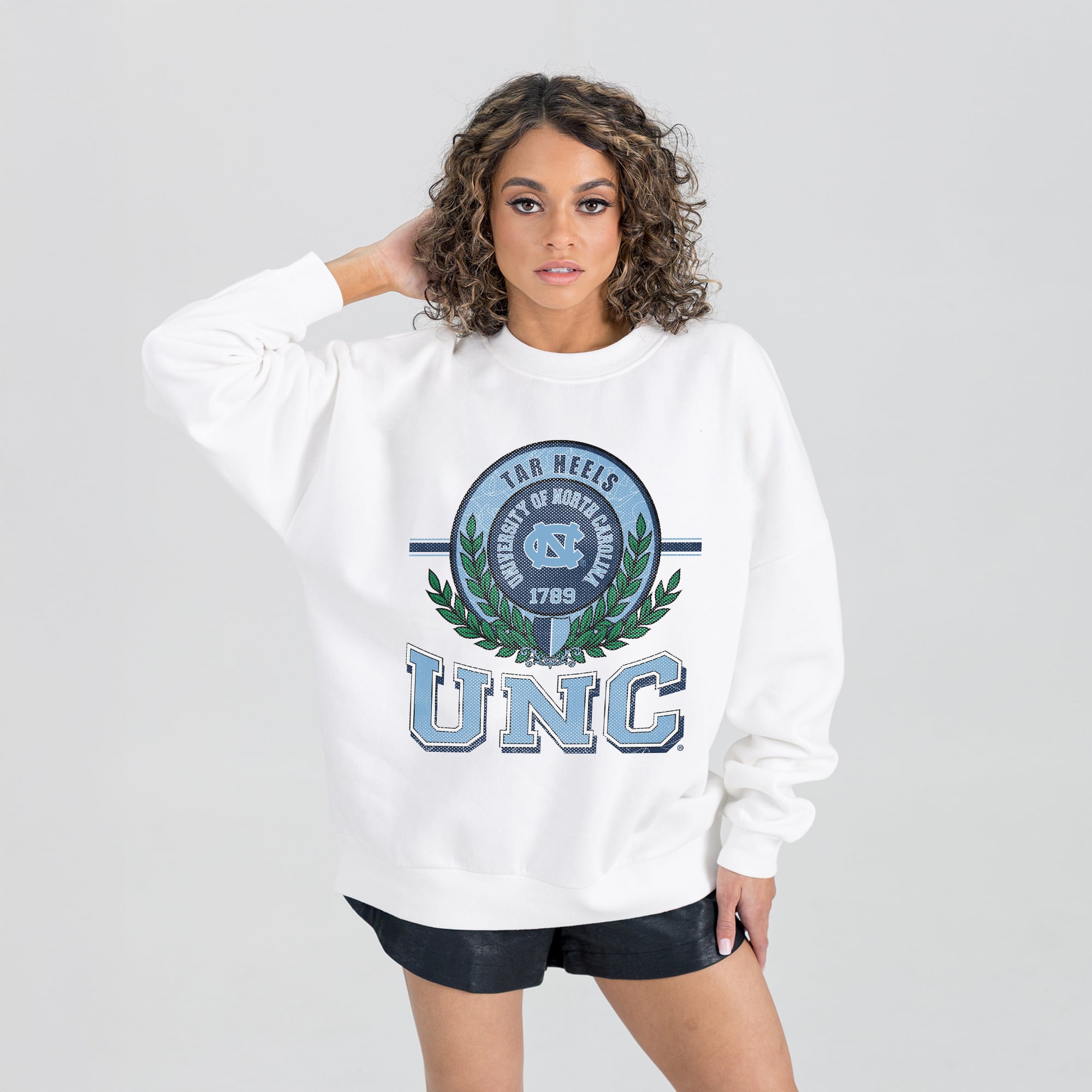 North Carolina Tar Heels Gameday Couture Women's Hot Shot Fleece Pullover Sweatshirt - White