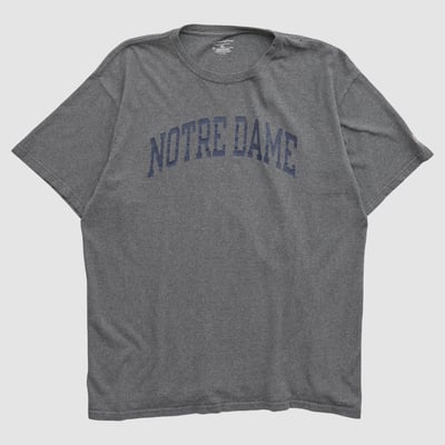 Notre Dame Fighting Irish Champion 2010s T-shirt - Dark Heather Gray - M by Fanatics Real Vintage