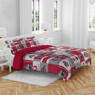 Ohio State Buckeyes Pegasus Patchwork Plaid Three-Piece Full/Queen Bed in a Bag Set