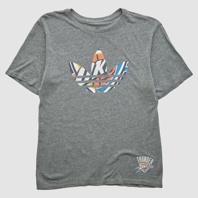 Oklahoma City Thunder Adidas 2010s T-shirt - Gray - M by Fanatics Real Vintage