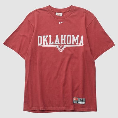 Football Nike 2000s T-shirt - Red - M by Fanatics Real Vintage