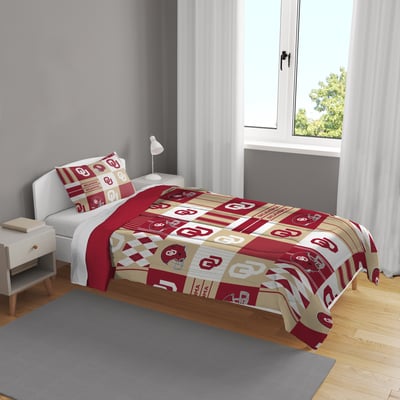 Oklahoma Sooners Pegasus Patchwork Plaid Two-Piece Twin/Twin XL Bed in a Bag Set