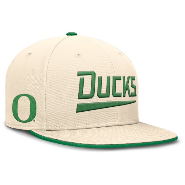 Nike Oregon Ducks Team Issue 2-Pack Ballcaps ? Nike Golf ? Like New Nike Football Oregon Ducks Team Issued White & Silver Skull  main image 4