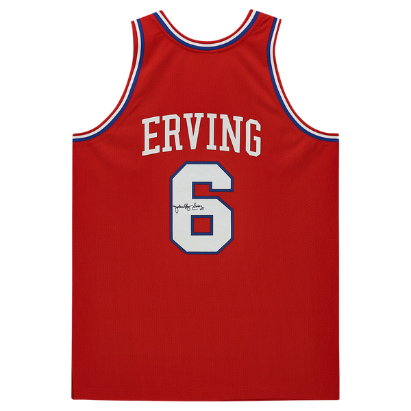 Larry Bird, Julius Irving have epic fight in '84 Celtics - 76ers game Larry Bird, Julius Irving have epic fight in '84 Celtics - 76ers game