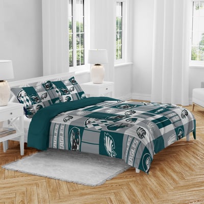 Philadelphia Eagles Pegasus Patchwork Plaid Three-Piece Full/Queen Bed in a Bag Set