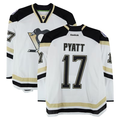 Taylor Pyatt Pittsburgh Penguins Fanatics Authentic Practice-Used #17 White Jersey vs. Chicago Blackhawks on March 1, 2014 - Worn During Warm-Ups