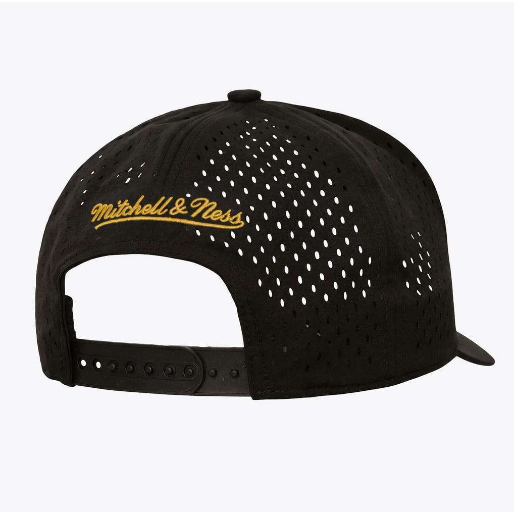 Mitchell & Ness Pittsburgh Pirates Black Perfect Pop Pro Snapback Hat