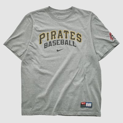 Pittsburgh Pirates Nike 2000s T-shirt - Heather Gray - L by Fanatics Real Vintage