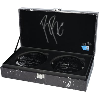 Roman Reigns WWE Autographed WrestleMania 42 Side Plate Set In Gift Box - Limited Edition of #1/10