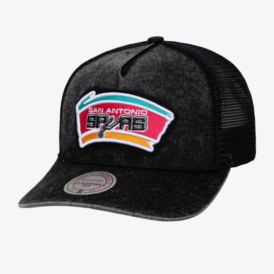  San Antonio Spurs Mitchell & Ness Gameday Snow Wash Adjustable Trucker Hat - Black