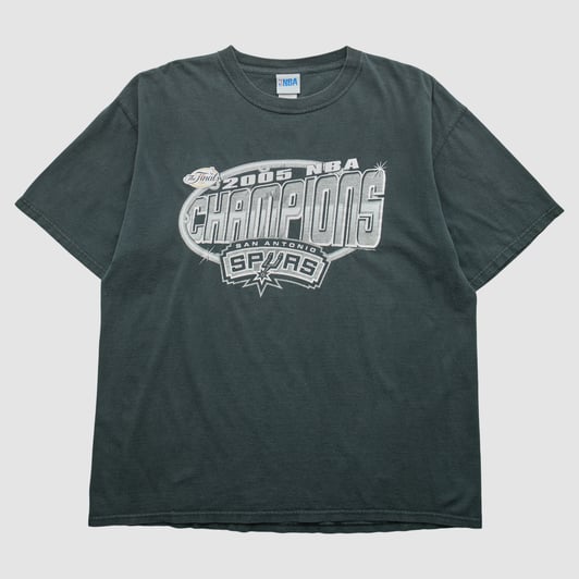 San Antonio Spurs NBA 2005 T-shirt - Black - 2XL by Fanatics Real Vintage