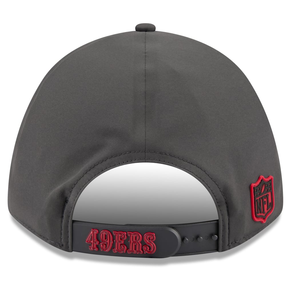 Men's New Era Charcoal San Francisco 49ers 2026 Sideline Cold Weather ...