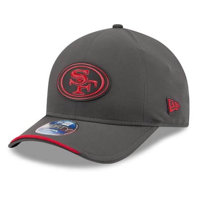 San Francisco 49ers New Era 2026 Sideline Cold Weather  9FORTY M-Crown Adjustable Hat - Charcoal