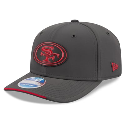 San Francisco 49ers New Era 2026 Sideline Cold Weather  9SEVENTY Adjustable Hat - Charcoal