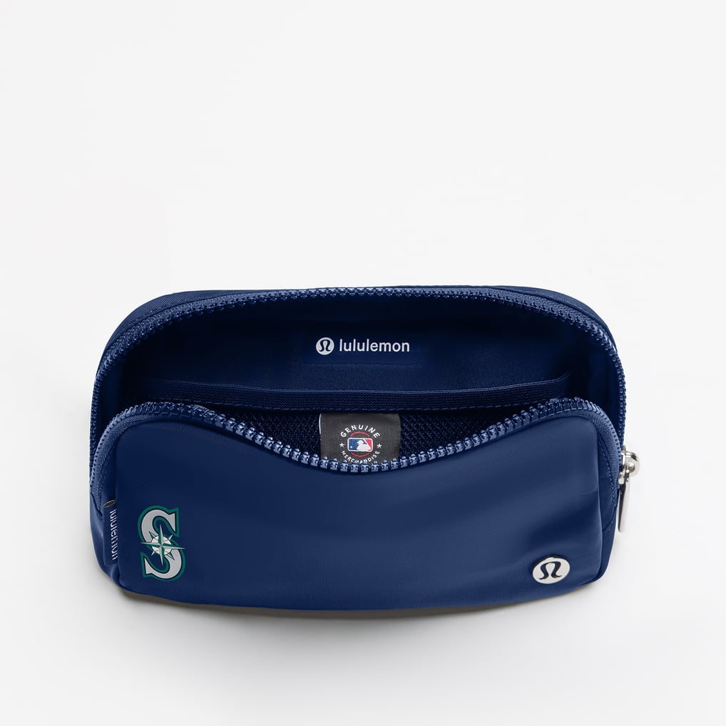 Seattle Mariners lululemon Everywhere Belt Bag - Midnight Shadow
