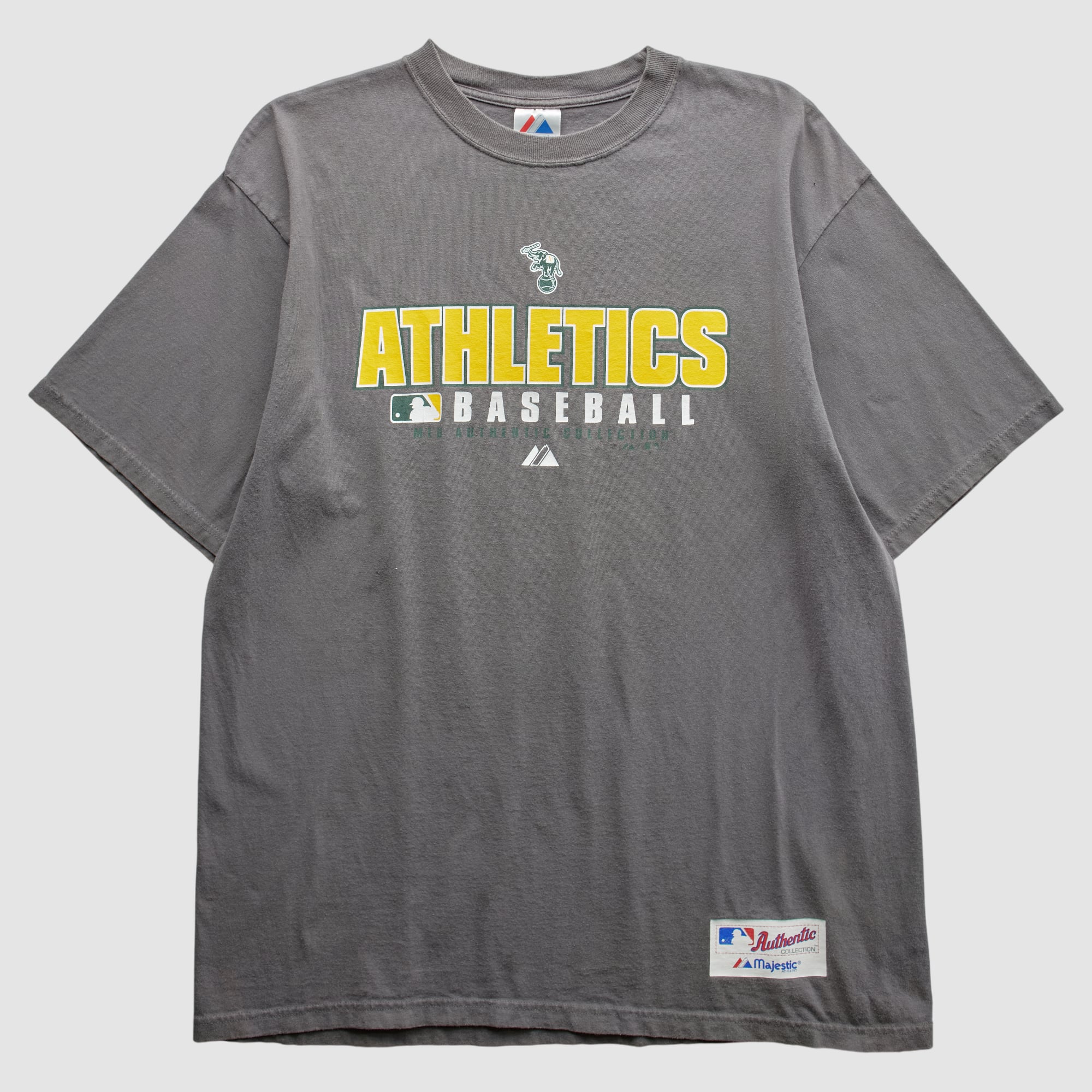 Oakland Athletics Majestic 2000s T-Shirt - Gray - L